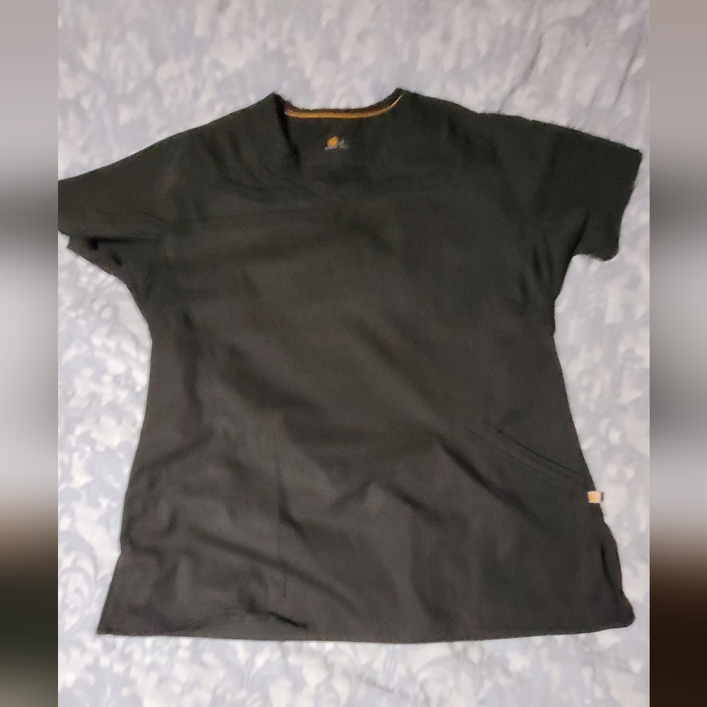 #150 Carhartt Women's Sz M Scrubs Bundle